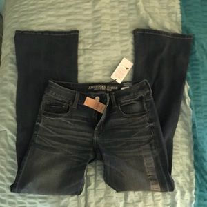 Boyfriend Jeans | AEO